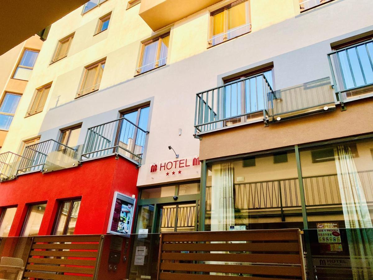 אוהרסקה הראדיסטה Hotel Mlynska מראה חיצוני תמונה