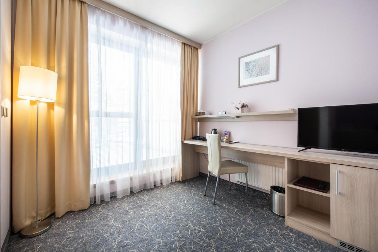 אוהרסקה הראדיסטה Hotel Mlynska מראה חיצוני תמונה