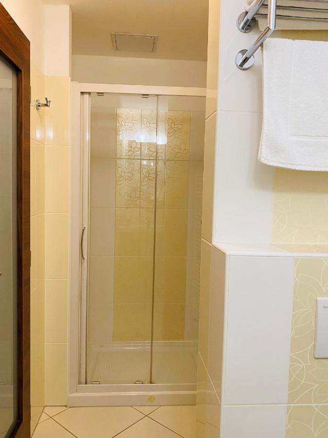 אוהרסקה הראדיסטה Hotel Mlynska מראה חיצוני תמונה