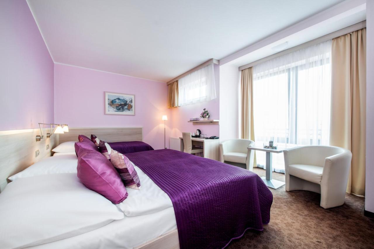 אוהרסקה הראדיסטה Hotel Mlynska מראה חיצוני תמונה