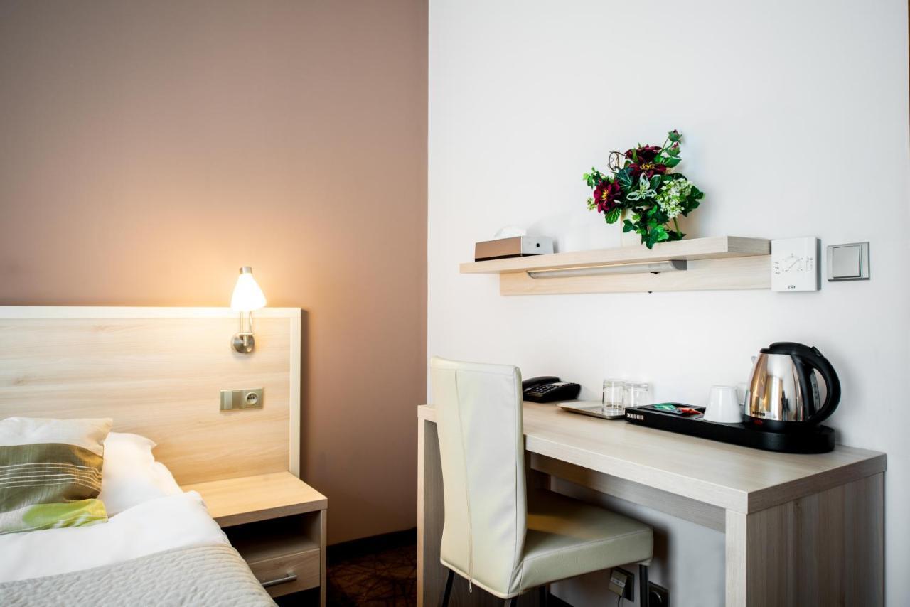אוהרסקה הראדיסטה Hotel Mlynska מראה חיצוני תמונה