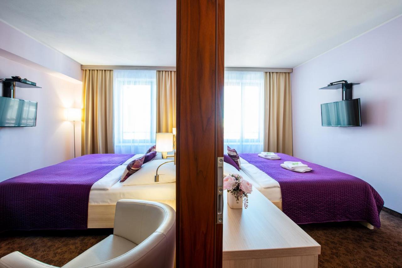 אוהרסקה הראדיסטה Hotel Mlynska מראה חיצוני תמונה