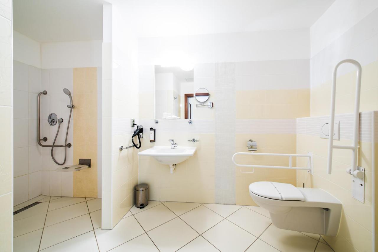 אוהרסקה הראדיסטה Hotel Mlynska מראה חיצוני תמונה